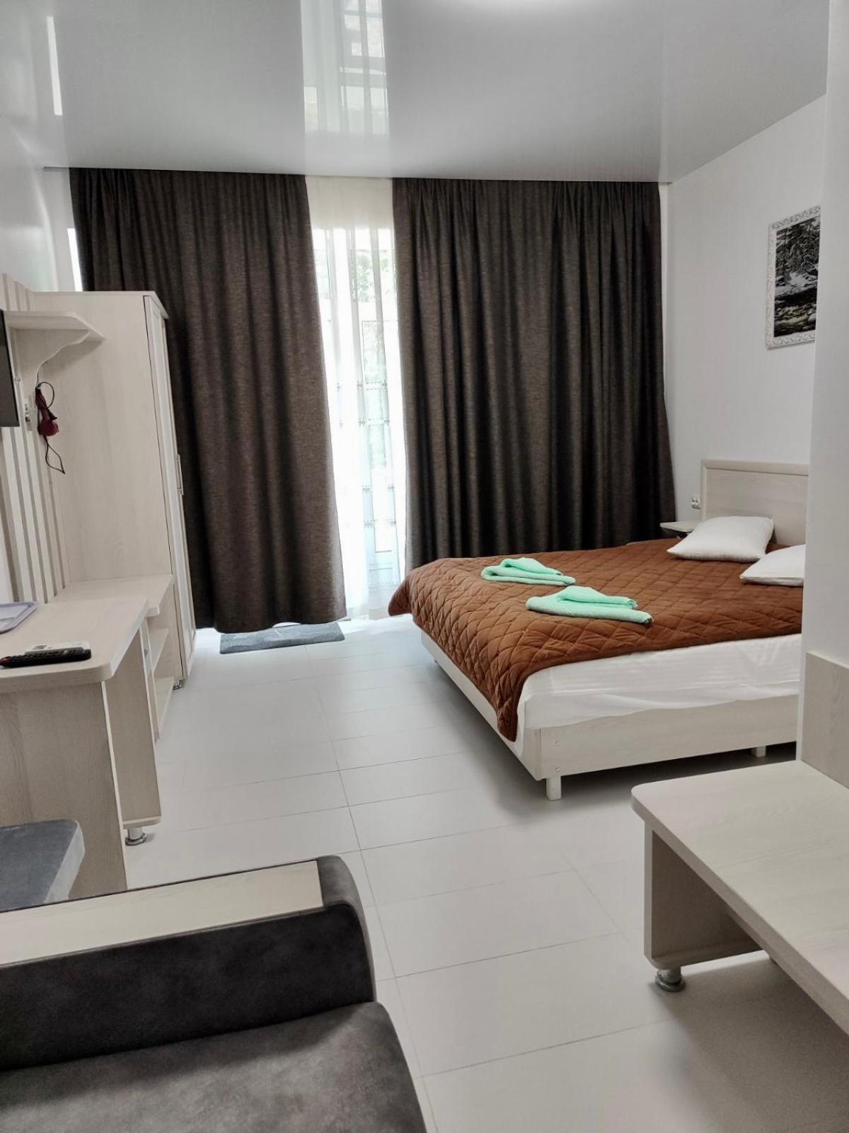 Перлина Дністра Hotell Rudkovtsy Exteriör bild