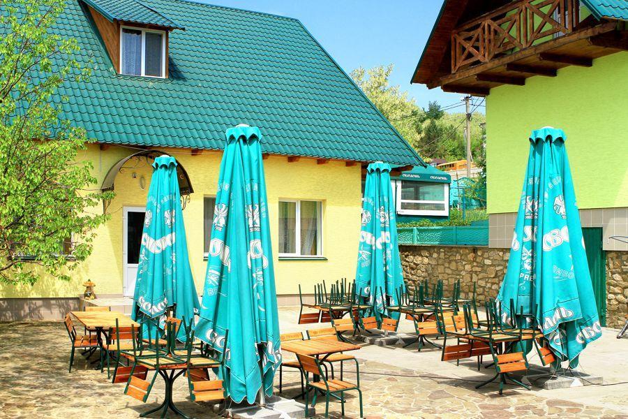 Перлина Дністра Hotell Rudkovtsy Exteriör bild