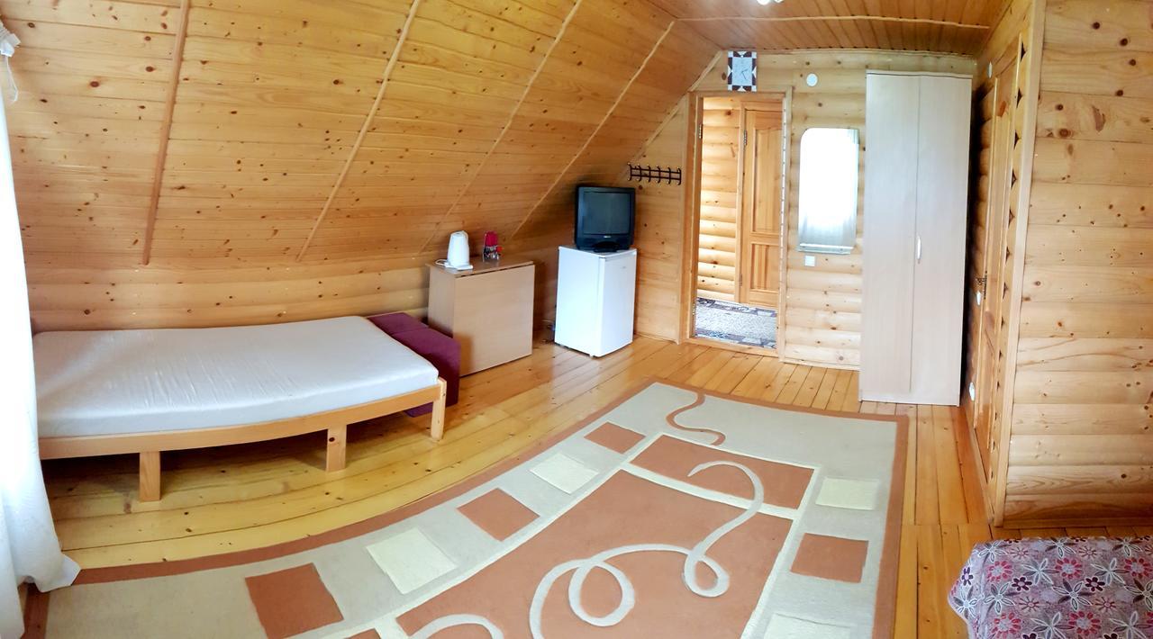 Перлина Дністра Hotell Rudkovtsy Exteriör bild